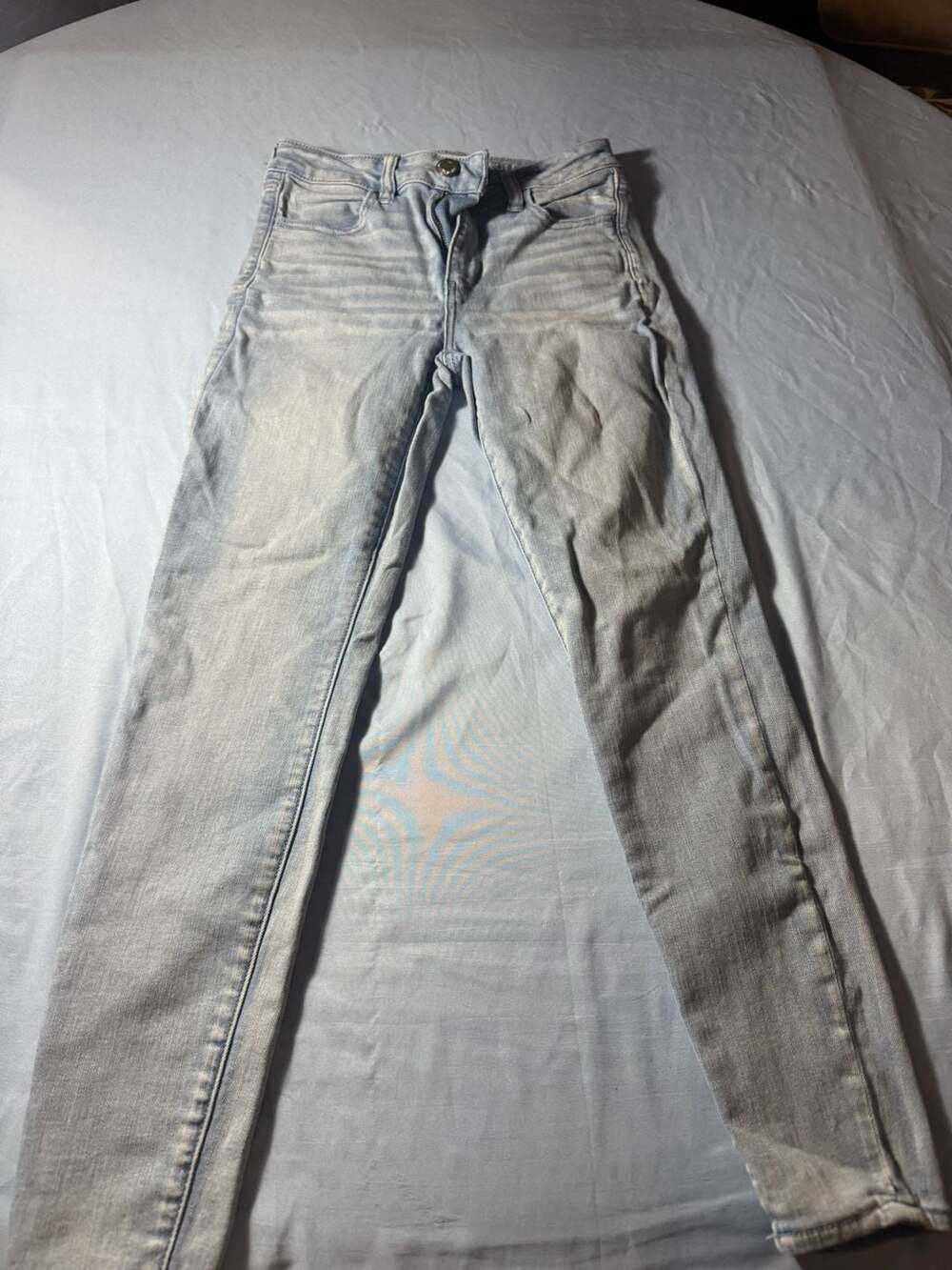 American Eagle Light Wash Denim Skinny Jeans Size 4 Short